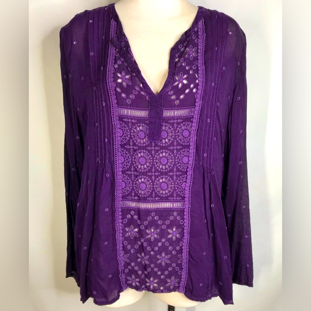 Johnny Was - size XL - purple eyelet tunic - excellent condition